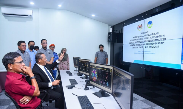 NEGERI SEMBILAN COMMAND CENTER (NESCOM)